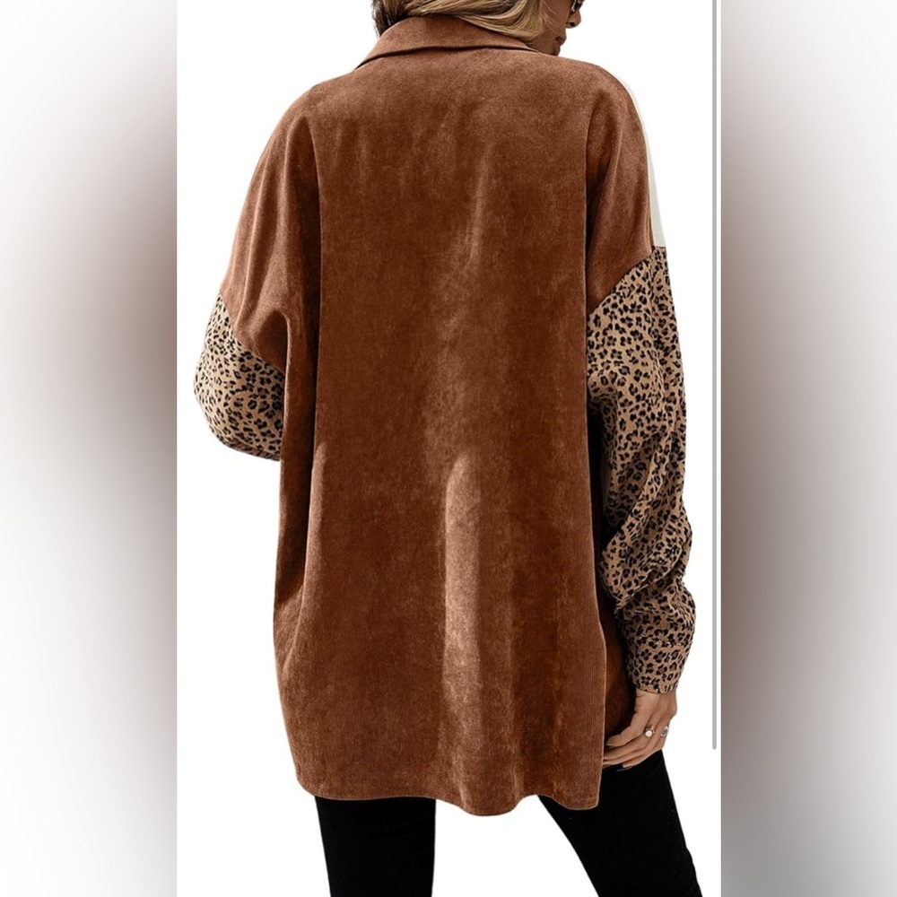 New Chic Leopard Sleeve Button-Up Blouse - Picture 3 of 5